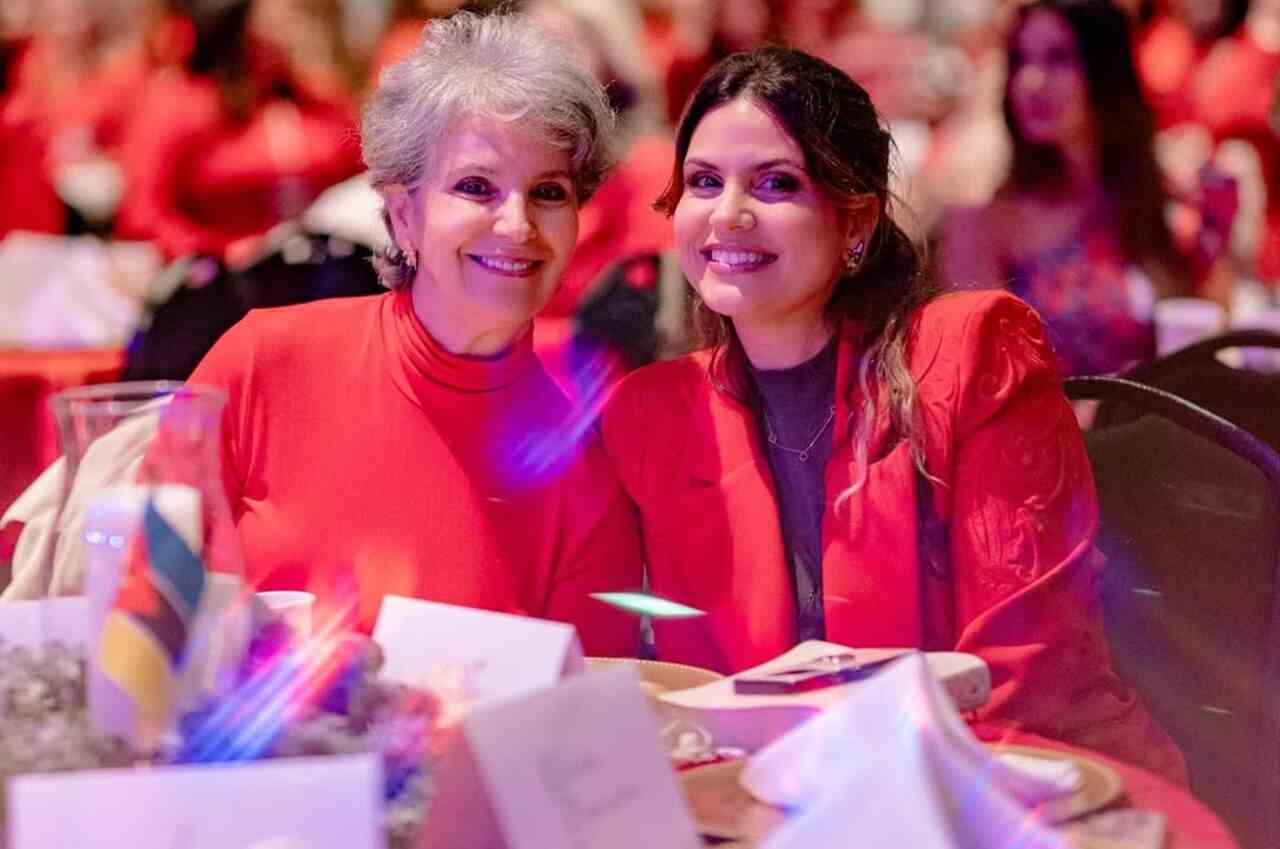 Aline Barros celebra 69 anos da mãe e destaca legado de fé na família