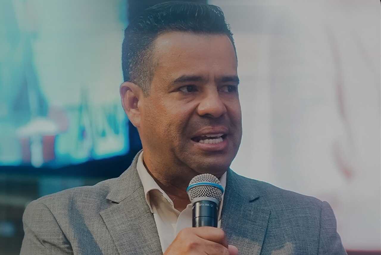 Confusão de nomes: Moisés Leopoldino grava vídeo e desmente ligação com morte de pastor em MG
