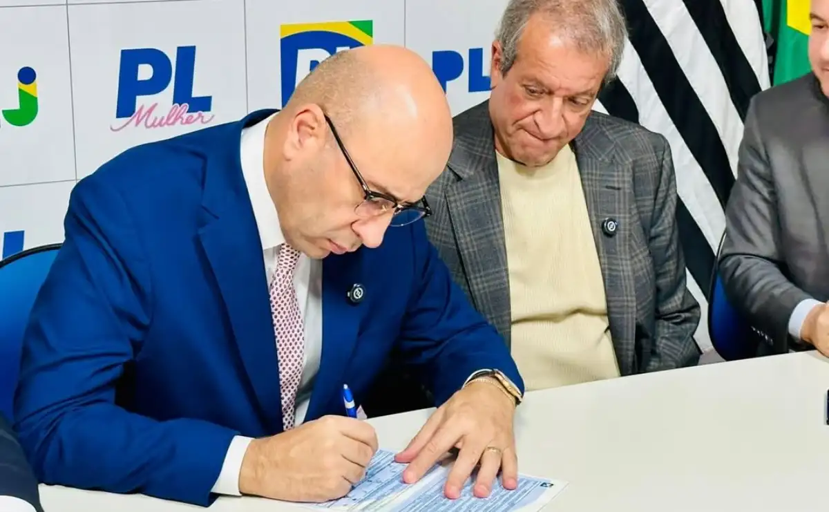 Bastidores da mudança de partido: por que Oseias de Madureira deixou o PSD e ingressou no PL rumo a 2026