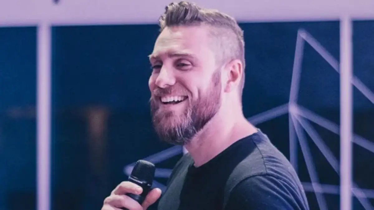 Retorno de André Fernandes a Alphaville com "Celeiro Tour" após saída da Lagoinha gera onda de críticas nas redes