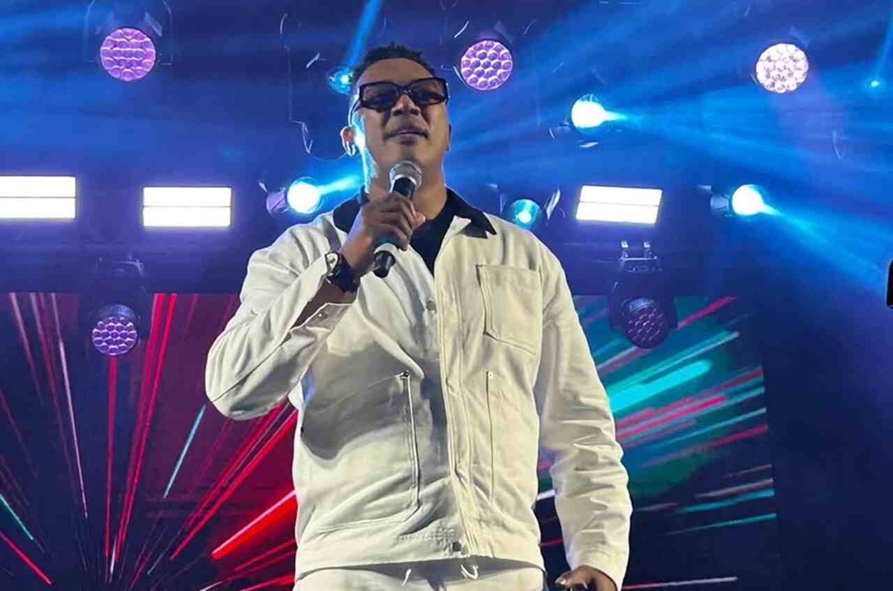 Marquinhos Gomes interrompe agenda após paralisia facial; tratamento é iniciado com urgência
