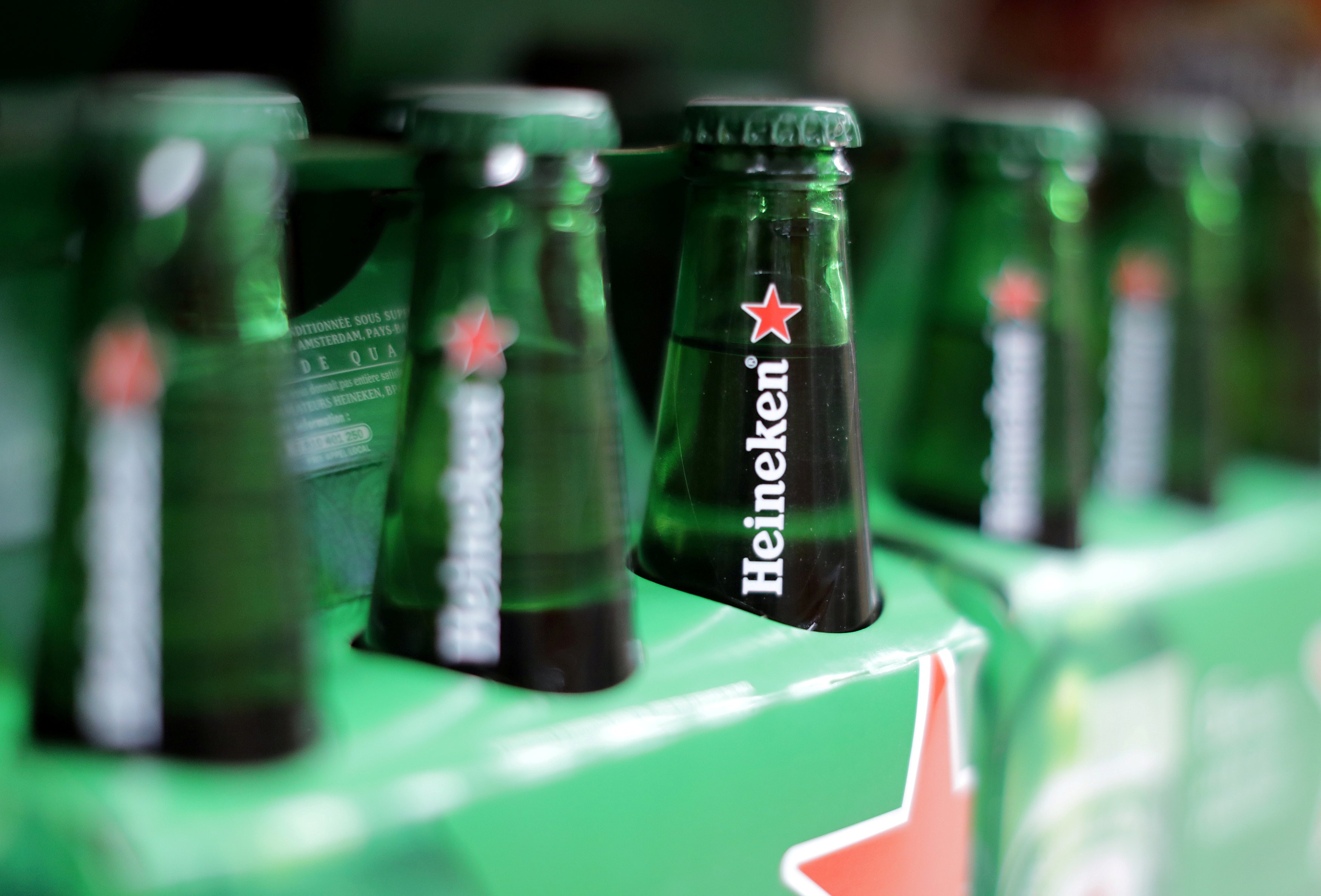 Heineken quebra tradição e escolhe brasileiro como CEO global; quem é Rafael Oliveira