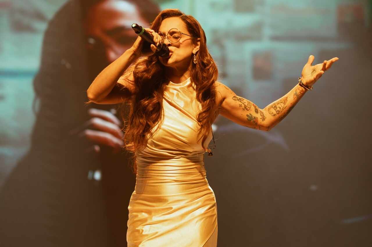 Daniela Araújo alerta mulheres para exames preventivos após descobrir nódulo mamário