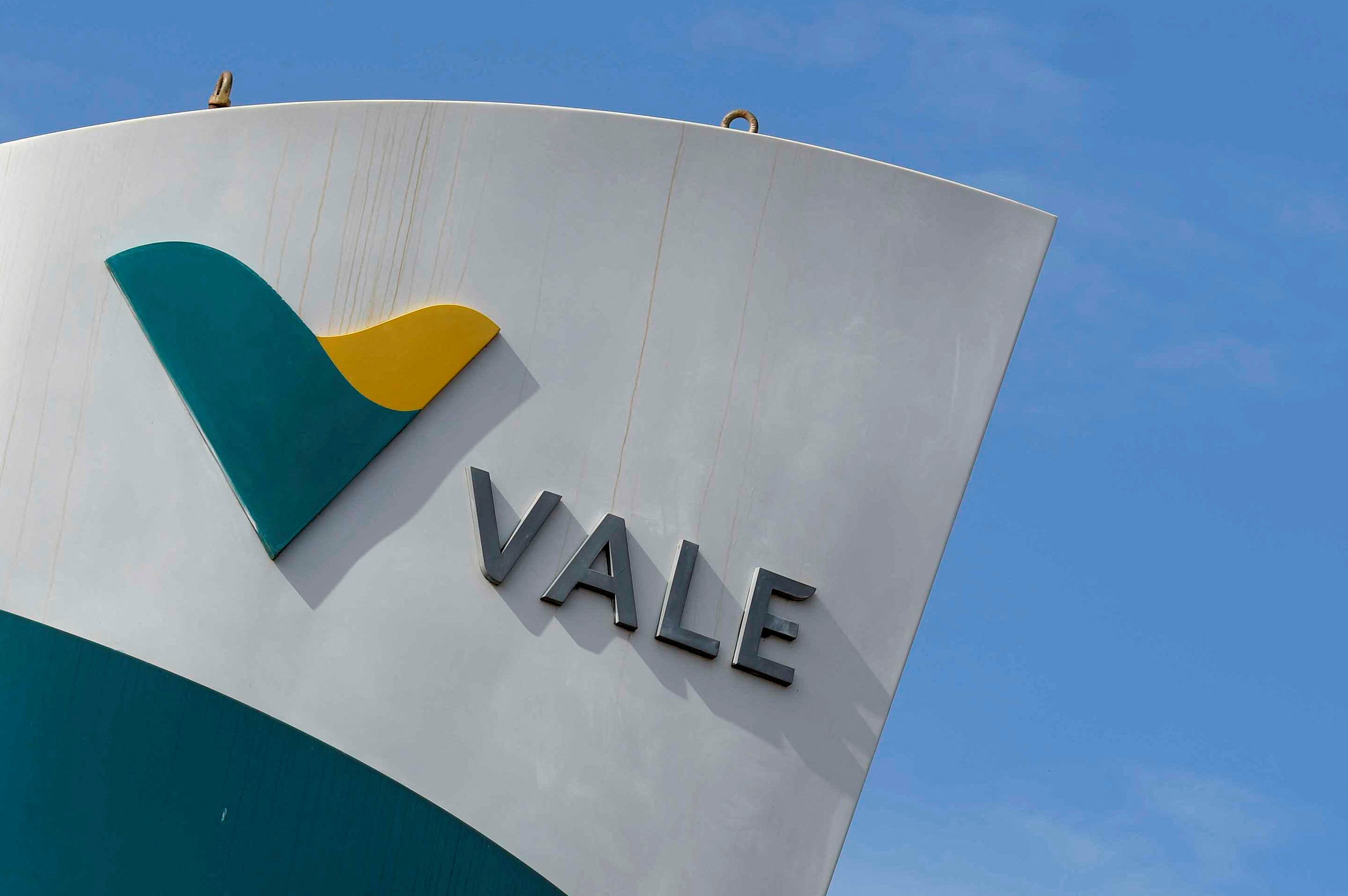 Lucro da Vale cai 35% no 2º tri e fica abaixo do previsto; empresa anuncia recompra de 100 mi de ações e US$ 1,7 bi a acionistas