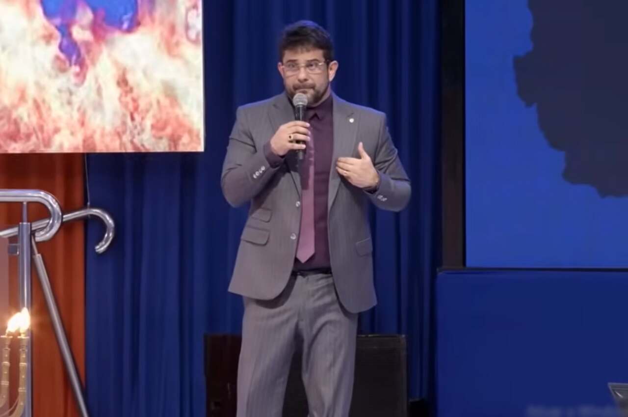 “Obreiro que não dizima é ladrão”: fala de apóstolo Luiz Henrique em live acende debate sobre liderança na igreja