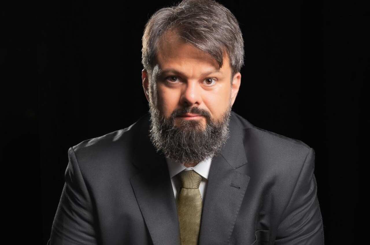 Em podcast, Tassos Lycurgo critica aborto e ideologia de genero, pede voto alinhado à Bíblia e descarta candidatura