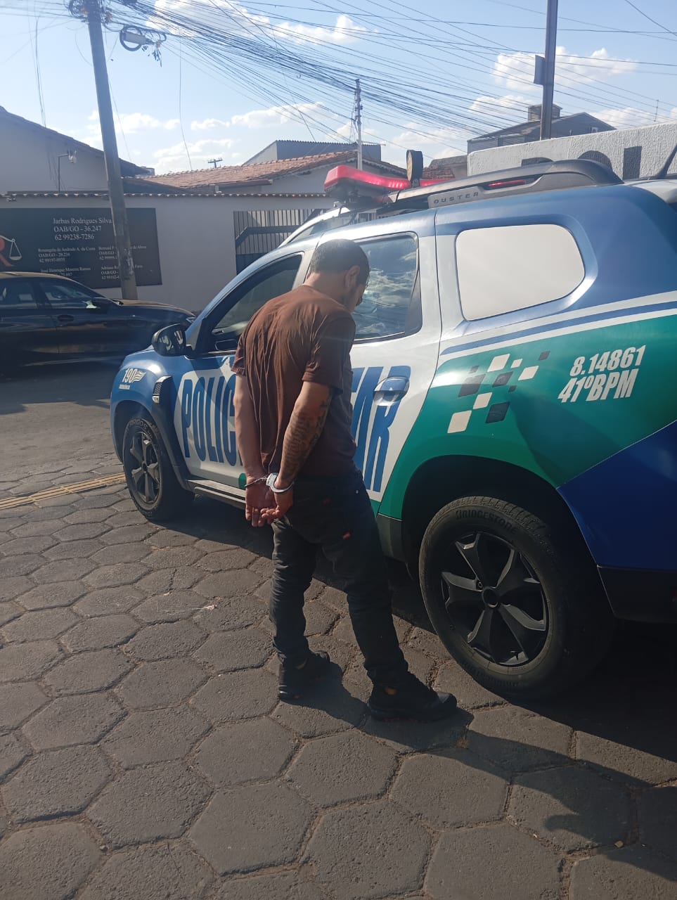 Negociacao sem acordo: Bope prende homem que se trancou em escritorio de comercio da ex em Aparecida de Goiania
