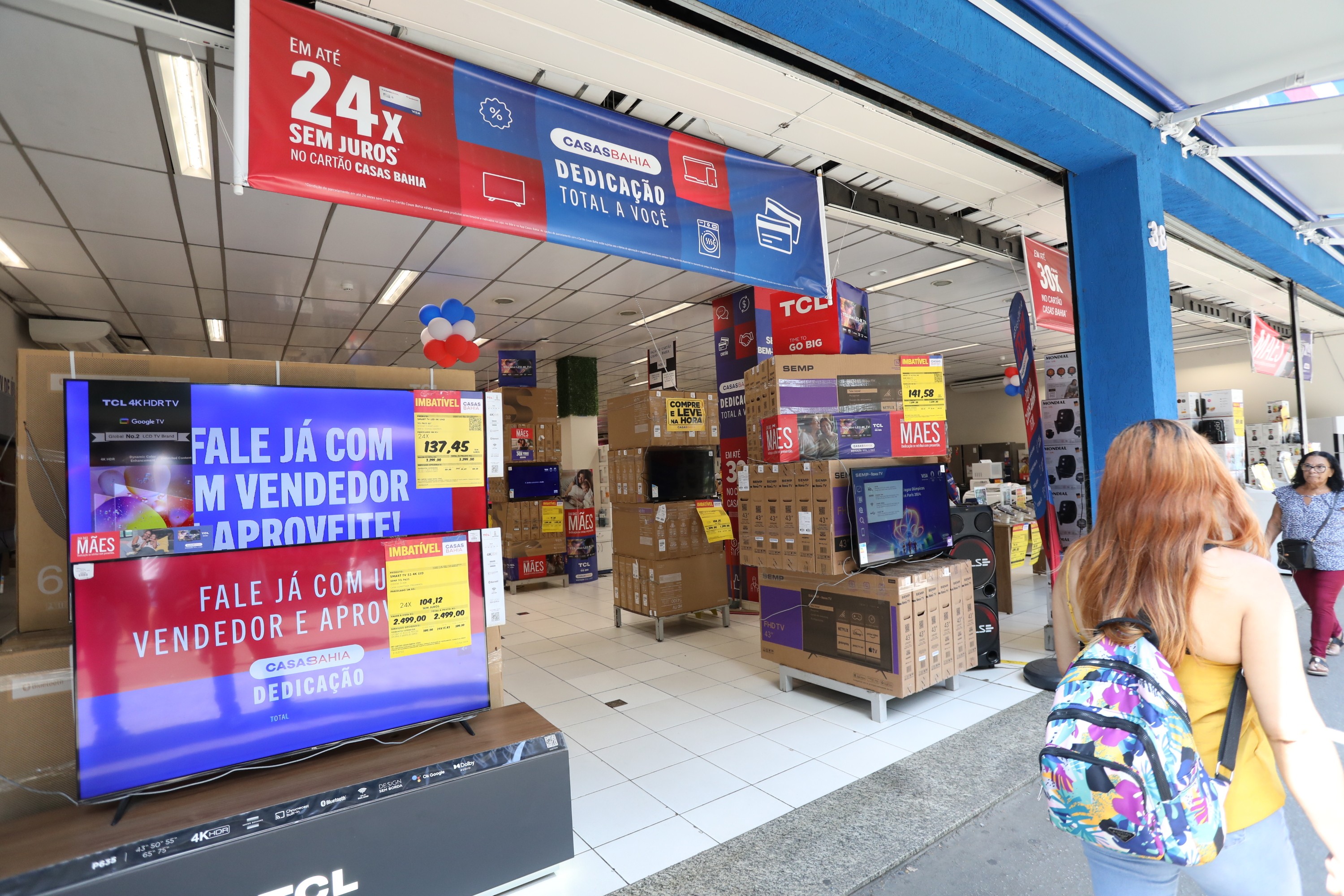 De quase R$ 500 a centavos: Casas Bahia pede recuperação judicial após queda de 99,86% na Bolsa