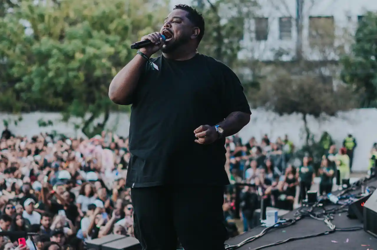 Lukas Agustinho demite banda inteira e revela motivo da decisão