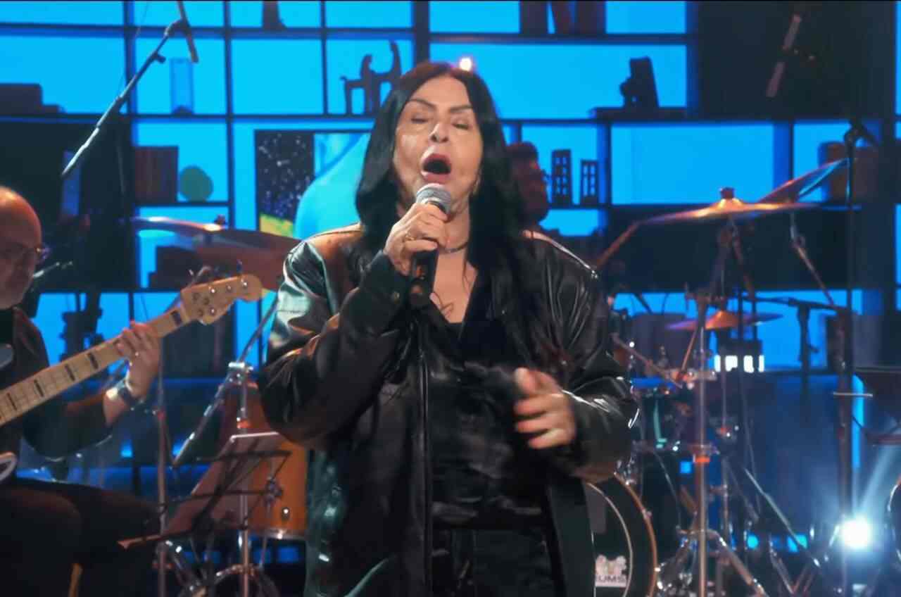 Do vinil ao streaming: aos 71, Shirley Carvalhaes mantém turnê ativa e legado na música pentecostal