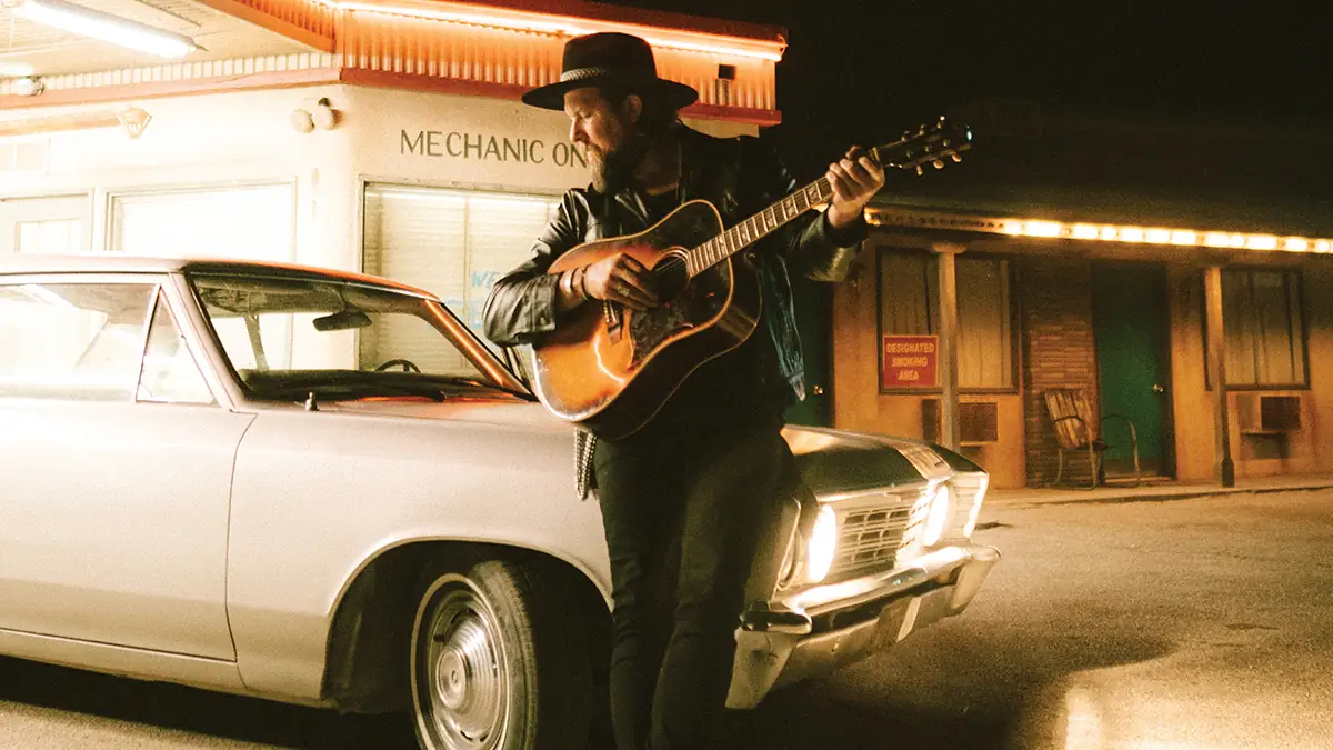 Ao ouvir Redeemed em ônibus na Espanha, Zach Williams decidiu deixar a banda e recomeçar
