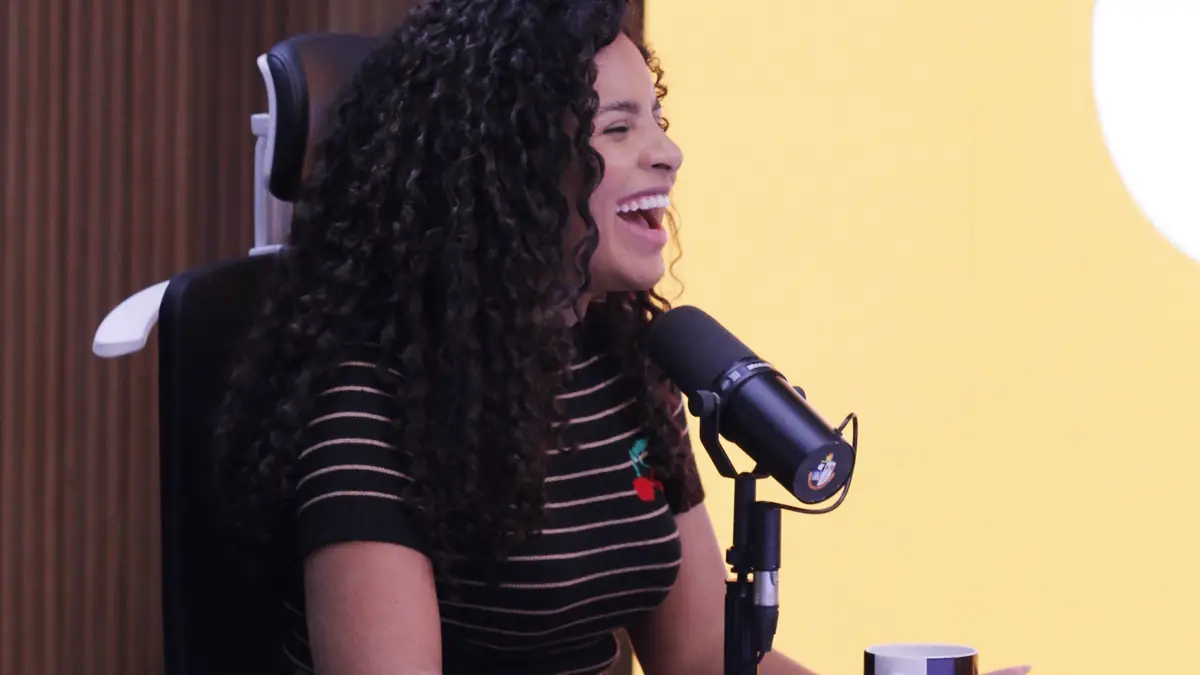 De vídeo caseiro a 500 mil ouvintes: 1,5 milhão de visualizações impulsiona Sara Evelyn na música gospel
