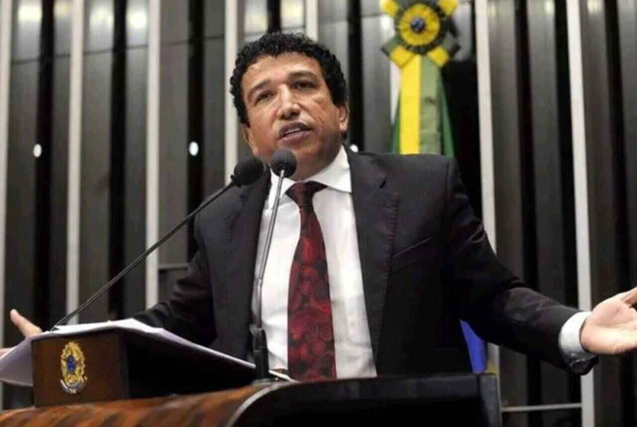 MP denuncia Magno Malta por suposta agressão à técnica de enfermagem; senador recusa acordo